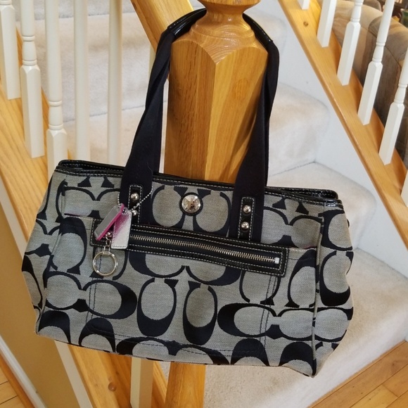 Coach Handbags - Coach bag